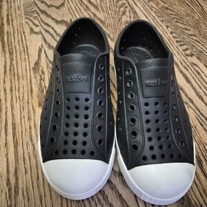 Native Kids Black Jefferson Slip-On Shoes